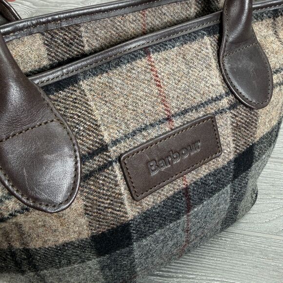 Barbour Winter Tartan Should Tote Zipper Bag Plaid 100% Wool with Cotton Lining - Picture 3 of 12